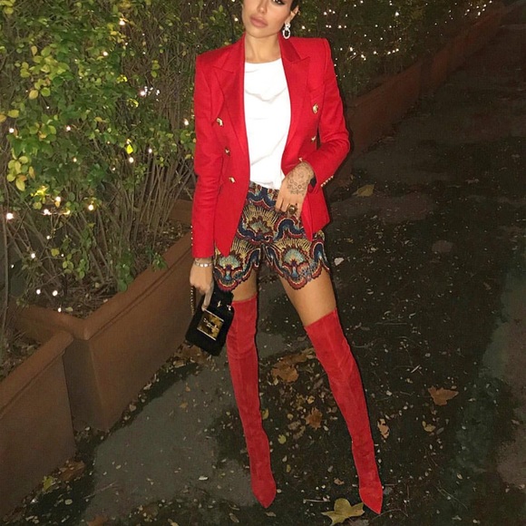 Meet your Posher, Roxy - Picture 1 of 1